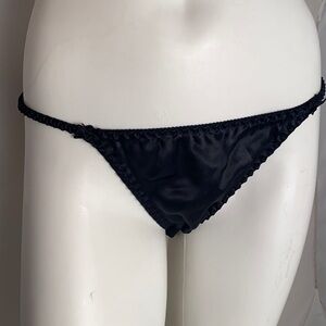Black satin string panty M